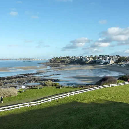 L'oiseau-1 By Interhome Vakantiehuis Dinard