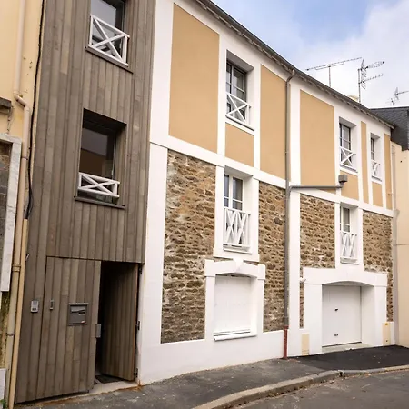 L'oiseau-1 By Interhome * Dinard